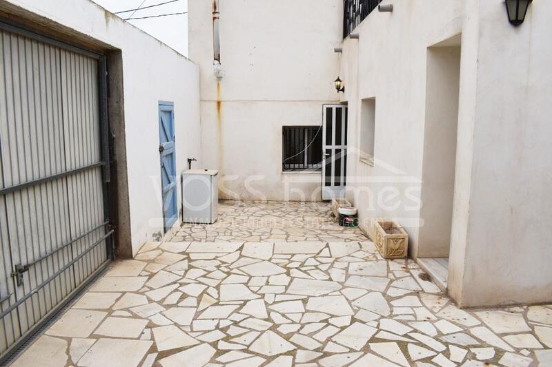 VH1093: Village / Town House for Sale in Huércal-Overa Villages