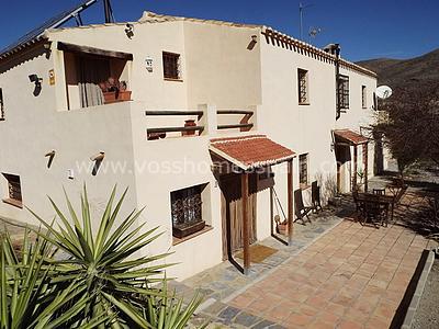 Cortijo Hermoso in Taberno, Almería