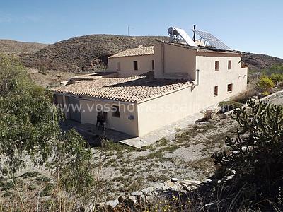 VH1310: Cortijo Hermoso, Деревенский дом продается в Taberno, Almería