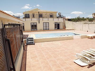 VH1338: Villa for Sale in Huércal-Overa Countryside