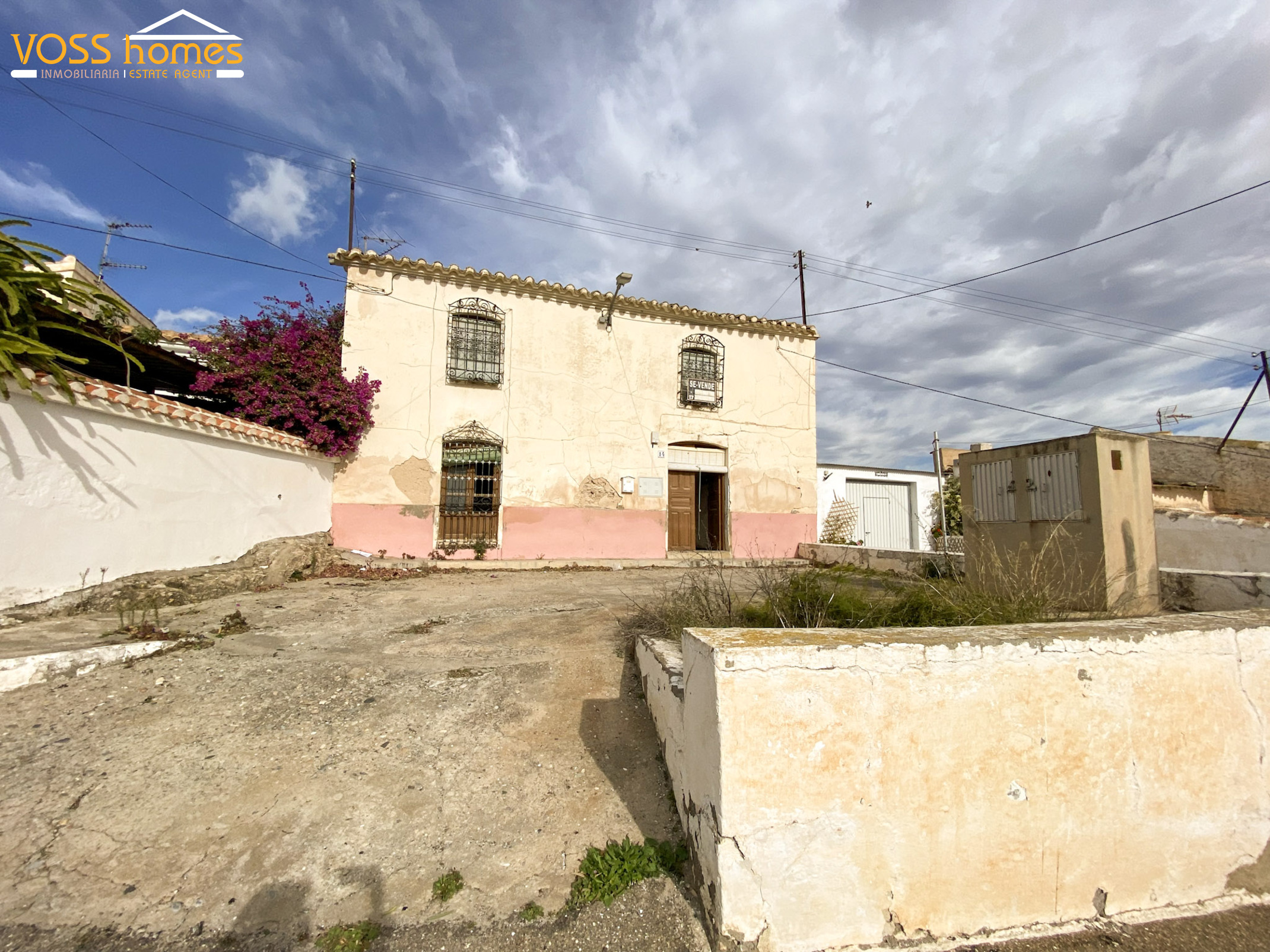 VH1422: Stadthaus zu verkaufen im Zurgena Bereich