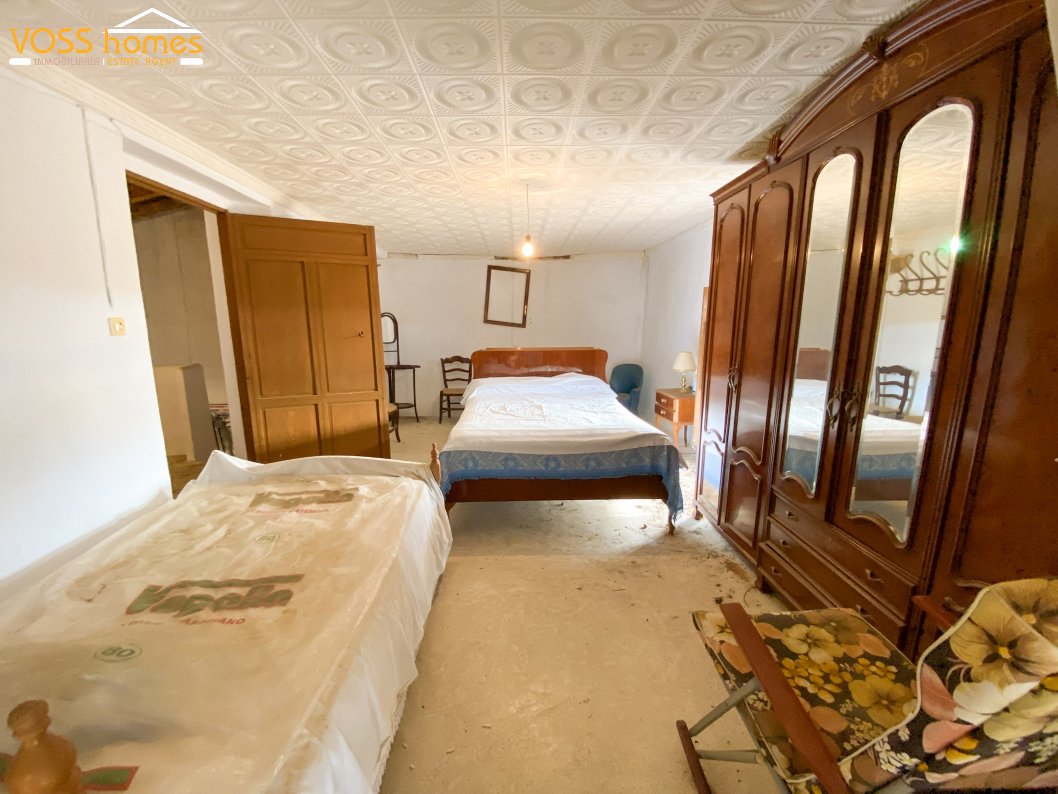 VH1422: Stadthaus zu verkaufen im Zurgena Bereich