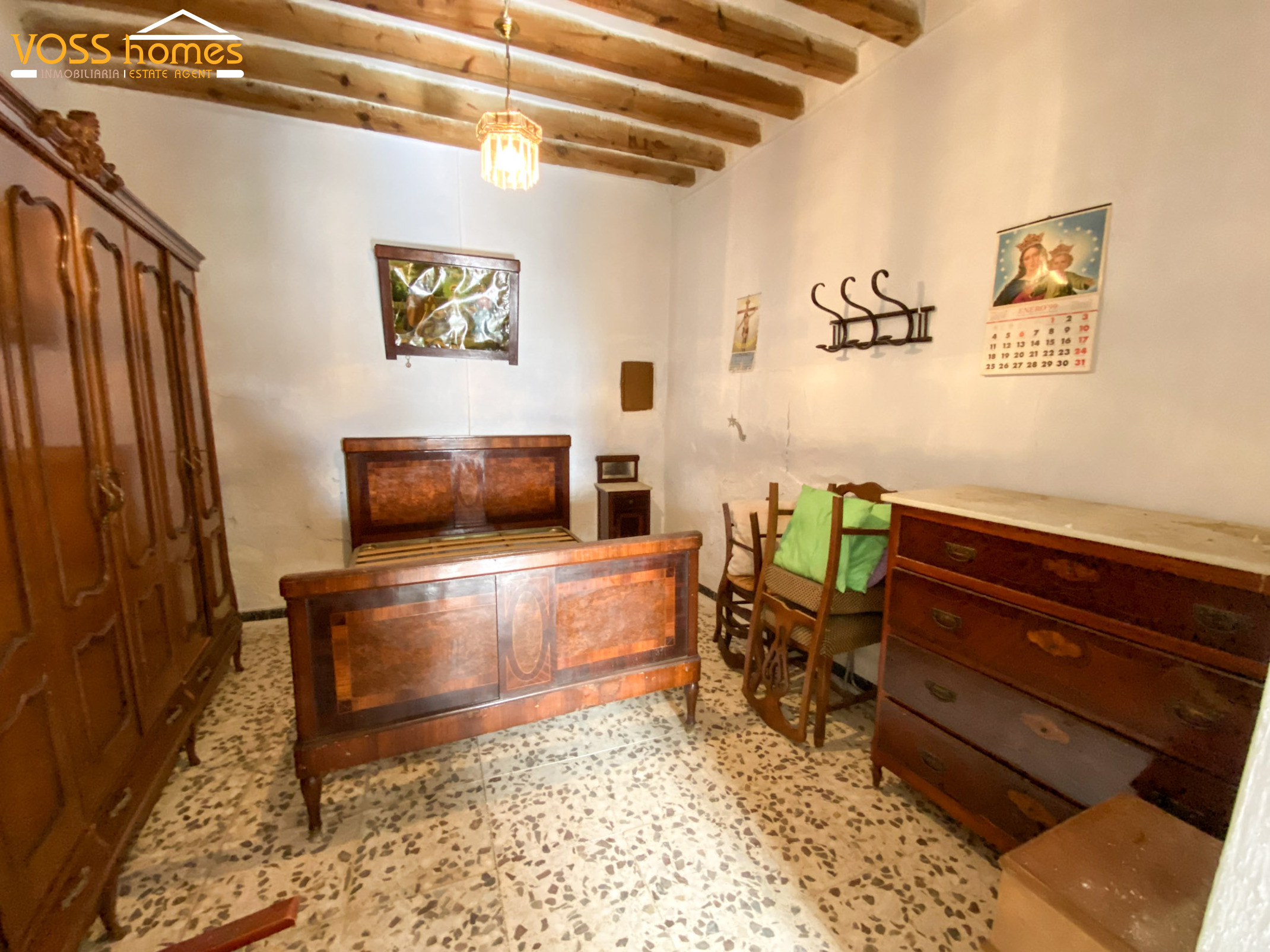 VH1422: Stadthaus zu verkaufen im Zurgena Bereich