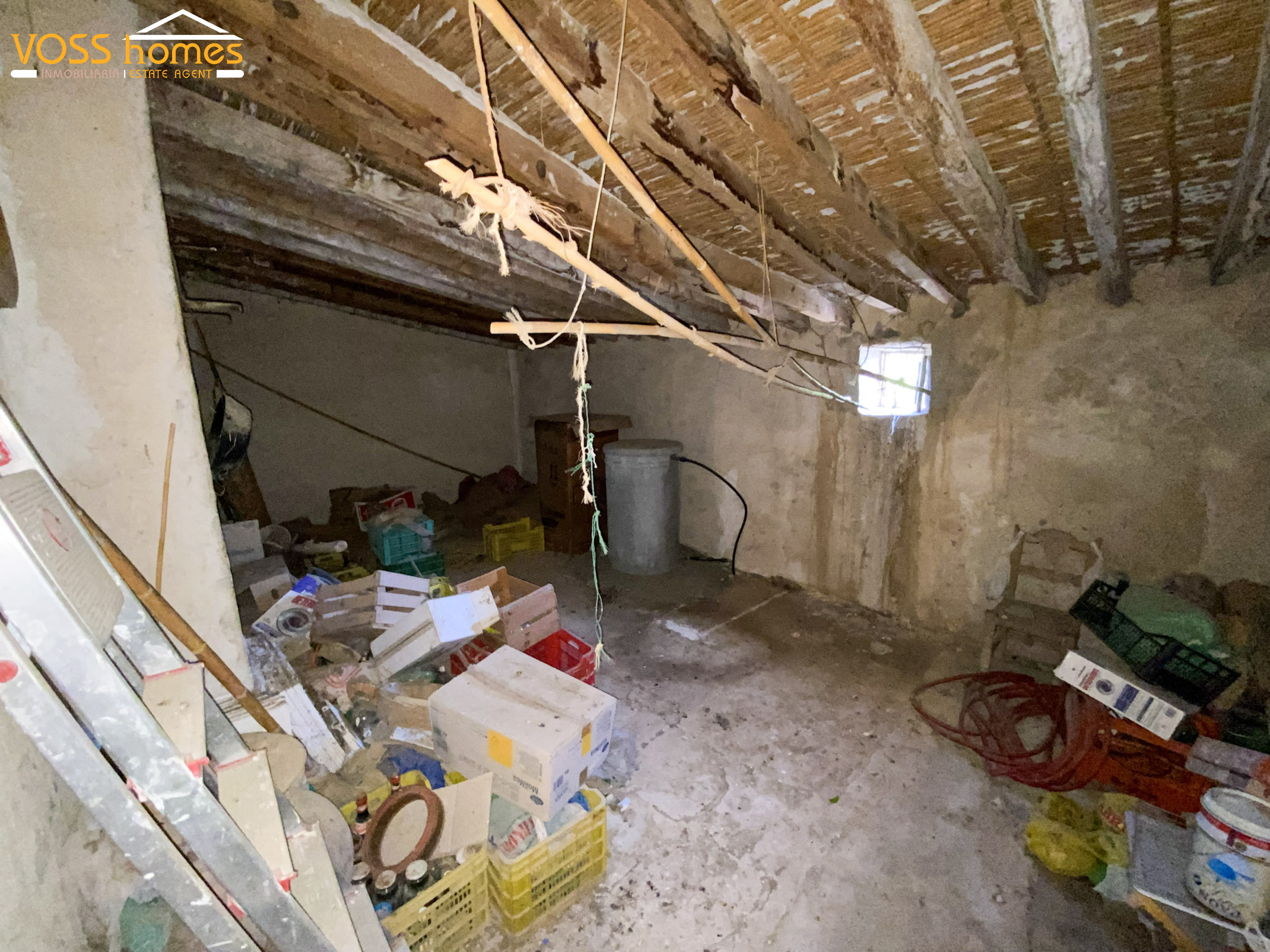 VH1422: Stadthaus zu verkaufen im Zurgena Bereich