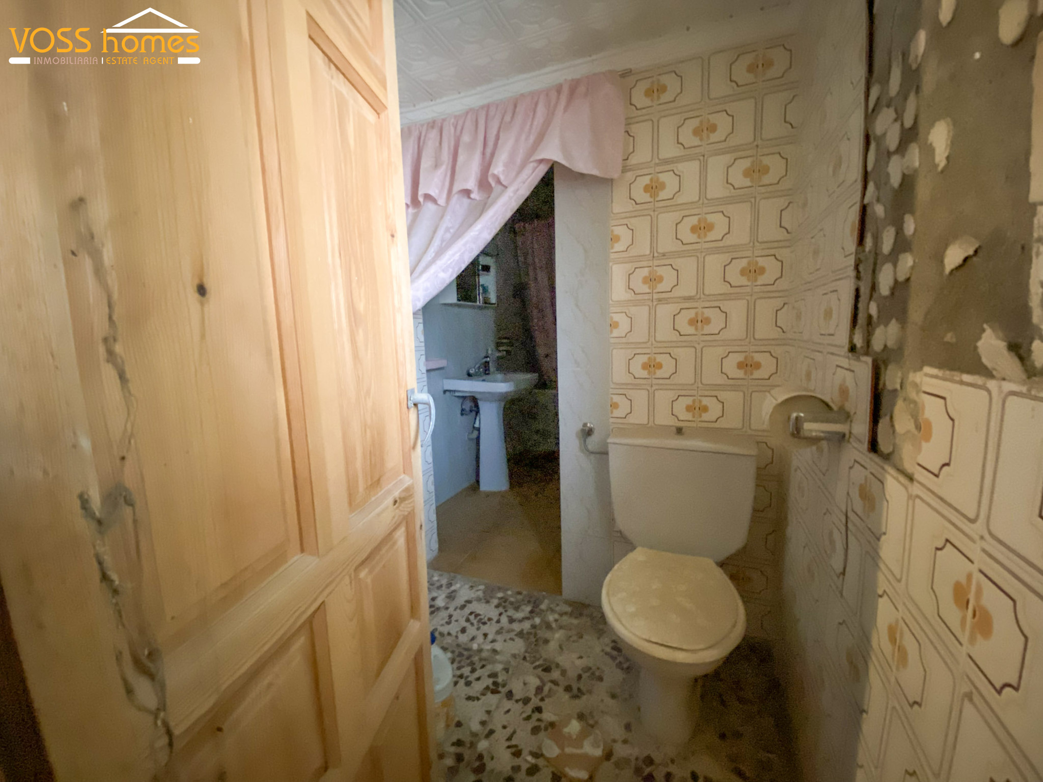 VH1422: Stadthaus zu verkaufen im Zurgena Bereich