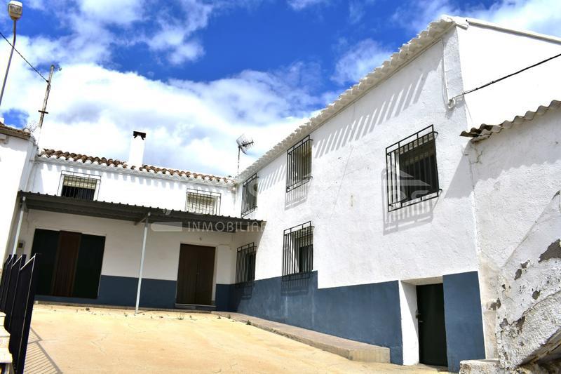 Cortijo Mari Carmen in the Huércal-Overa Villages