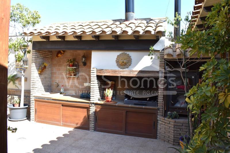 VH1572: Villa for Sale in Huércal-Overa Town