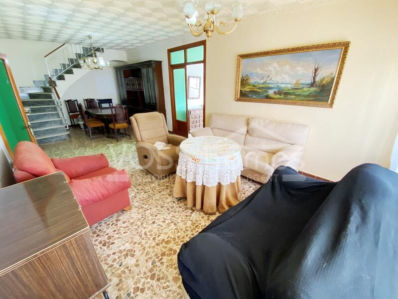 VH1685: Village / Town House for Sale in Zurgena Area