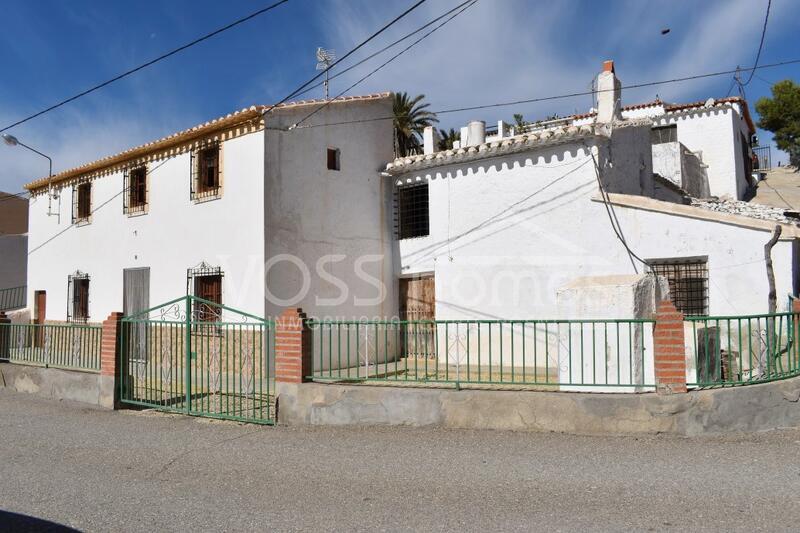 Casa Grande en el Pueblos Huércal-Overa