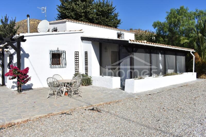VH1785: Casa Fuente, Country House / Cortijo for Sale in Huércal-Overa, Almería