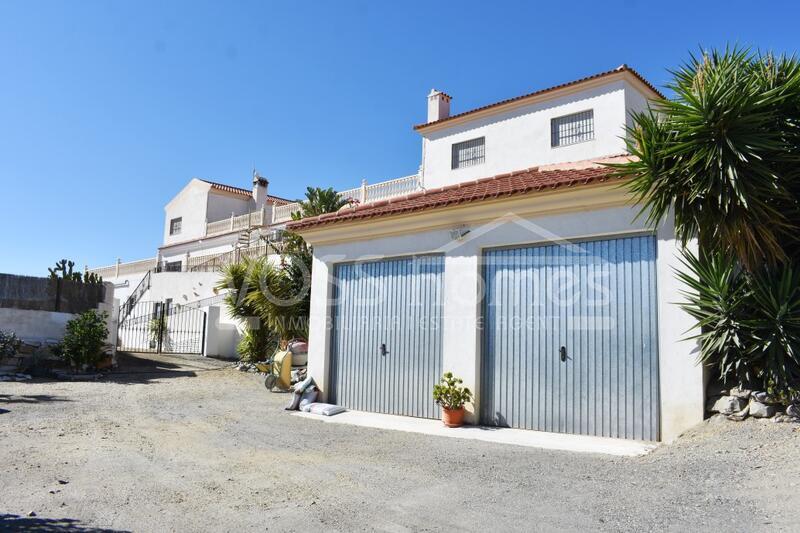 VH1804: B&B and S/C Accommodation, Country House / Cortijo for Sale in Huércal-Overa, Almería