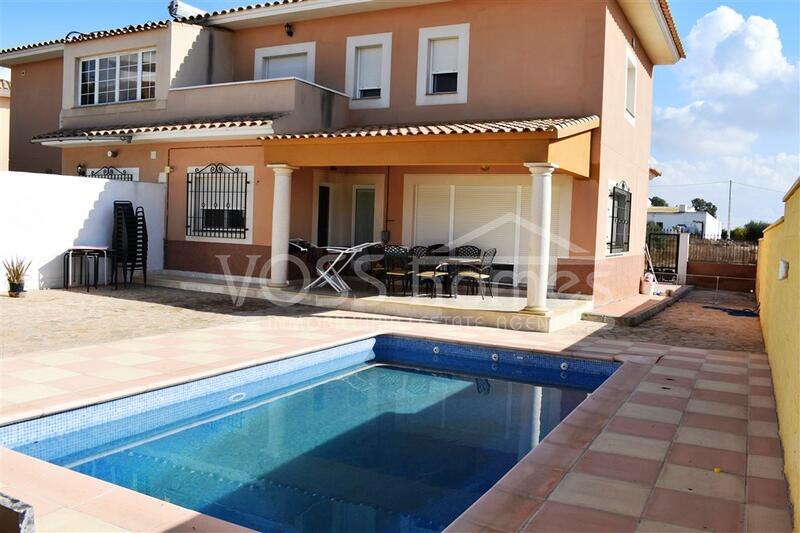 VH1814: Villa for Sale in Huércal-Overa Town