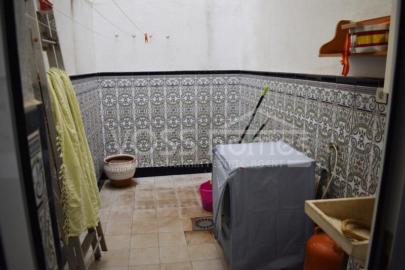 VH1854: Village / Town House for Sale in Huércal-Overa Town