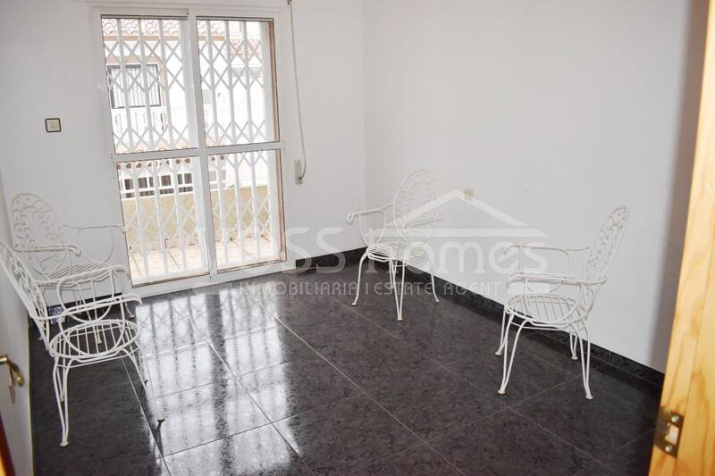 VH1854: Village / Town House for Sale in Huércal-Overa Town