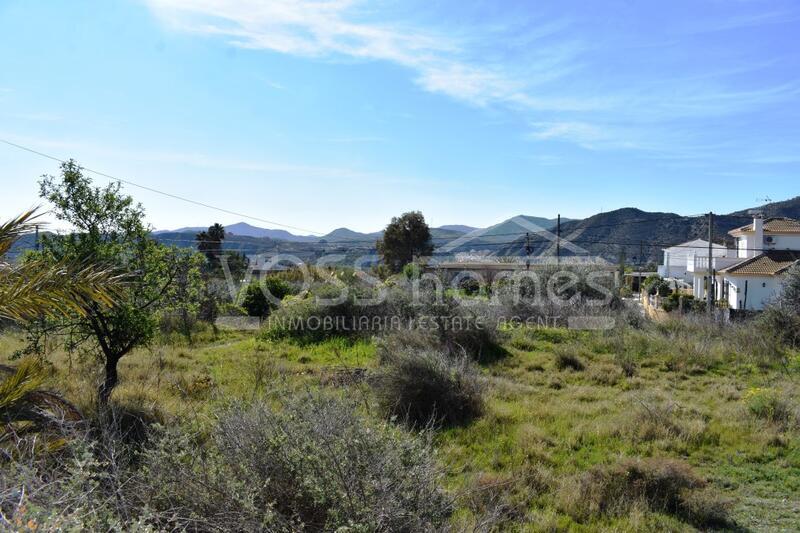 VH1981: Country House / Cortijo for Sale in La Alfoquia Area