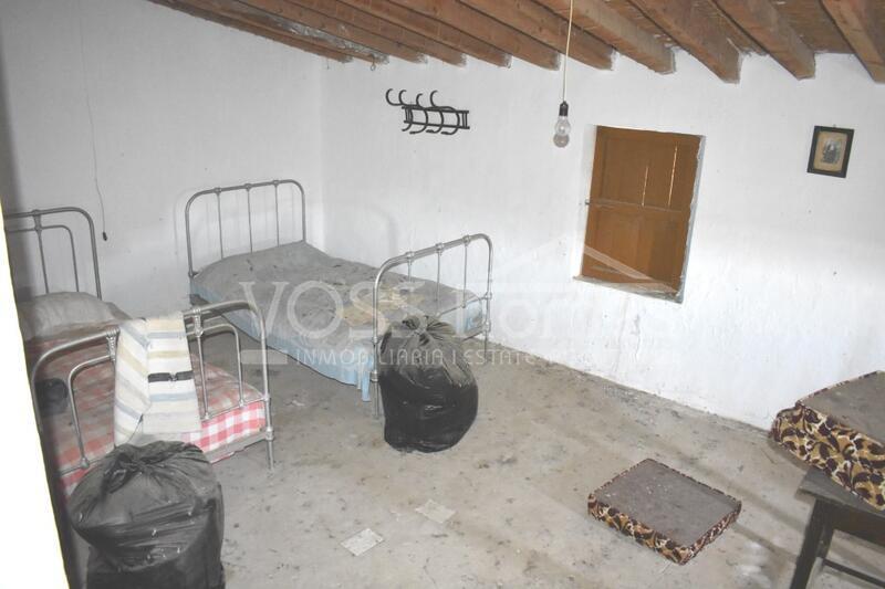 VH1981: Country House / Cortijo for Sale in La Alfoquia Area