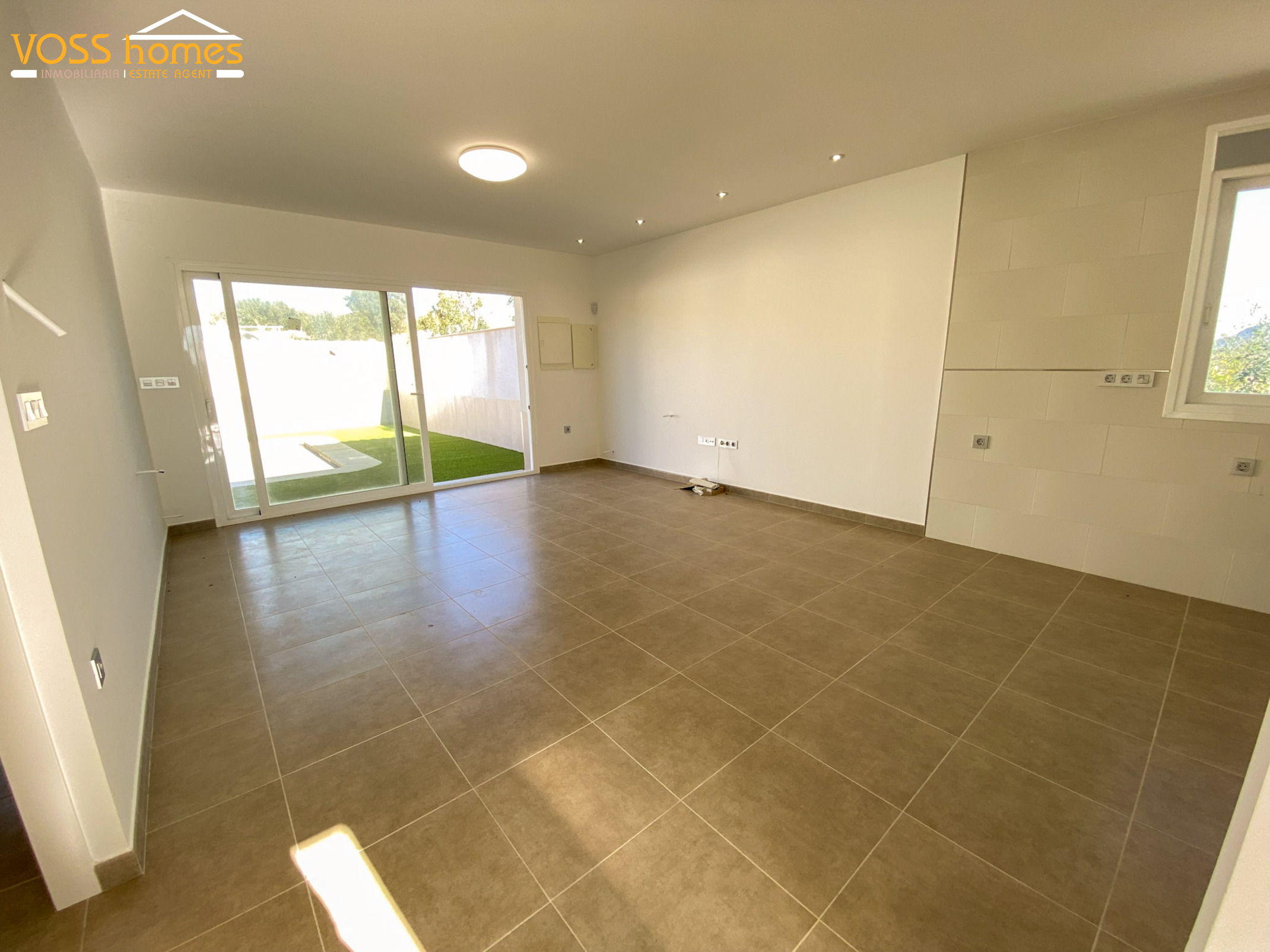 VH1986: Villa for Sale in Huércal-Overa Countryside