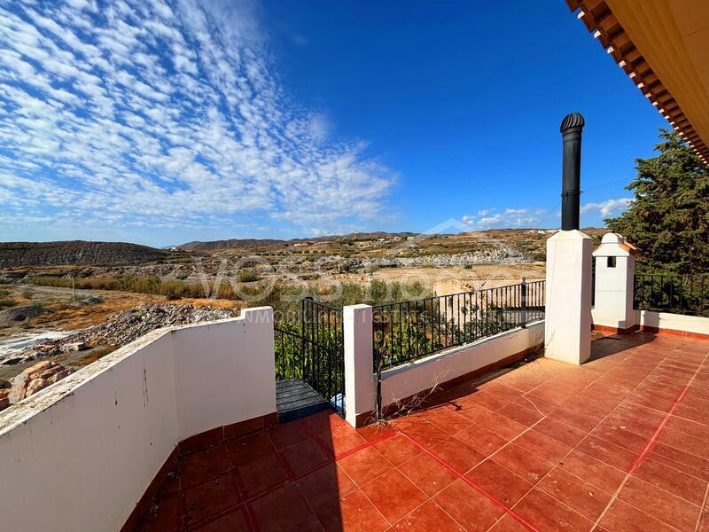 VH2000: Villa for Sale in Huércal-Overa Villages
