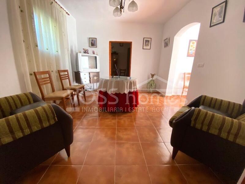 VH2001: Country House / Cortijo for Sale in Huércal-Overa Villages