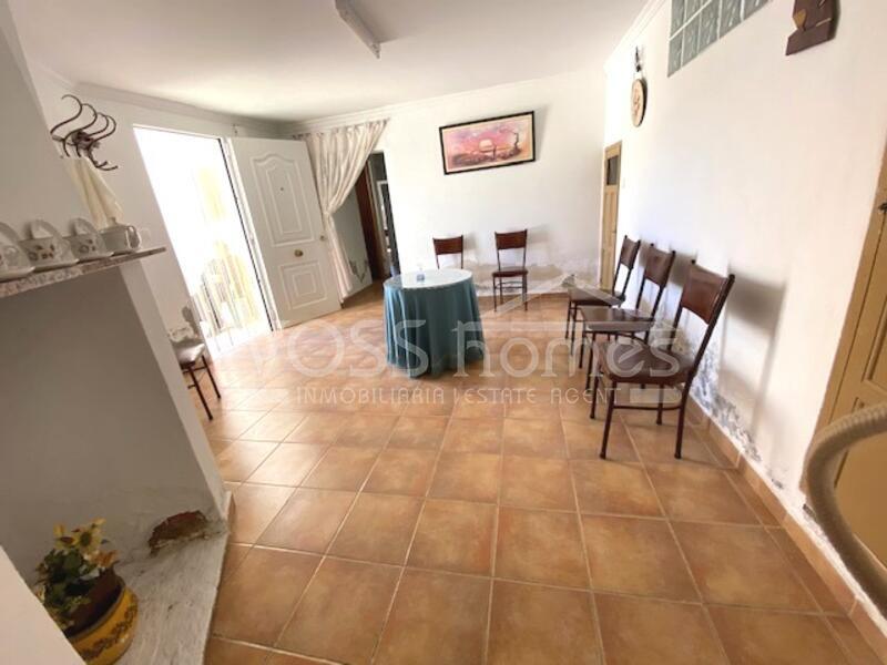 VH2001: Country House / Cortijo for Sale in Huércal-Overa Villages