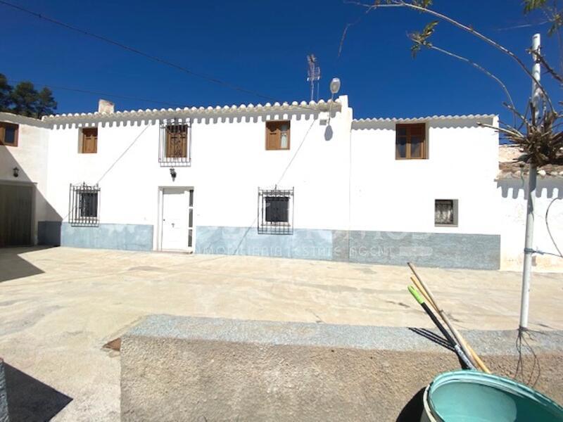 Cortijo Lola  in the Huércal-Overa Villages