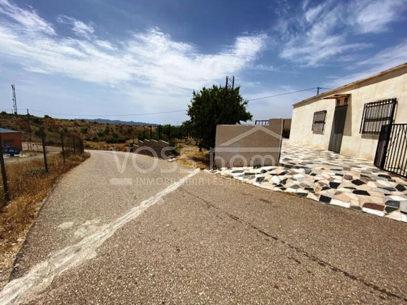 VH2033: Country House / Cortijo for Sale in Huércal-Overa Countryside