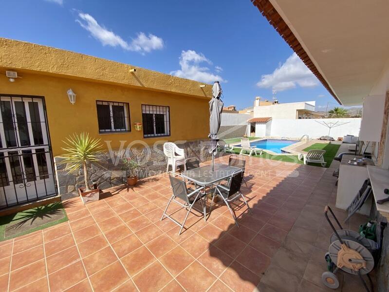 VH2087: Villa for Sale in La Alfoquia Area