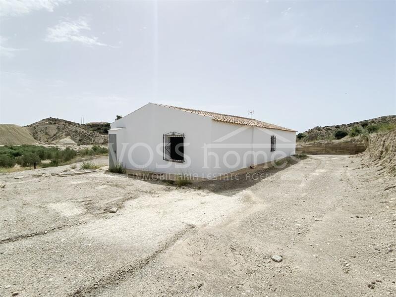 VH2101: Country House / Cortijo for Sale in Huércal-Overa Countryside