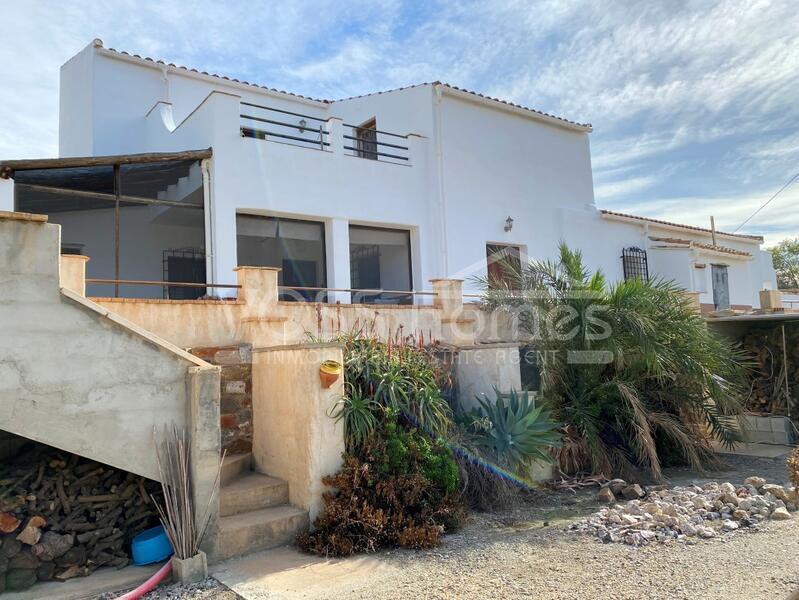 VH2125: Country House / Cortijo for Sale in Huércal-Overa Countryside