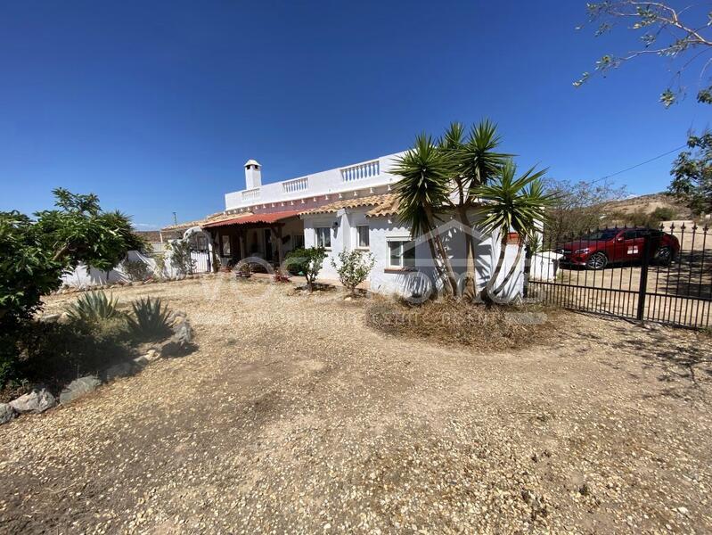 VH2182: Cortijo El Sueño, Landhaus zu verkaufen im Taberno, Almería