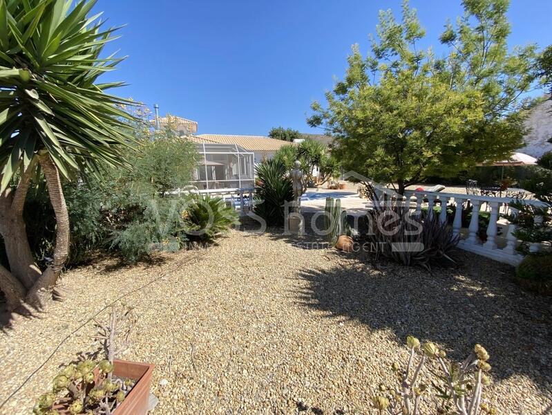 VH2230: Villa for Sale in Huércal-Overa Countryside