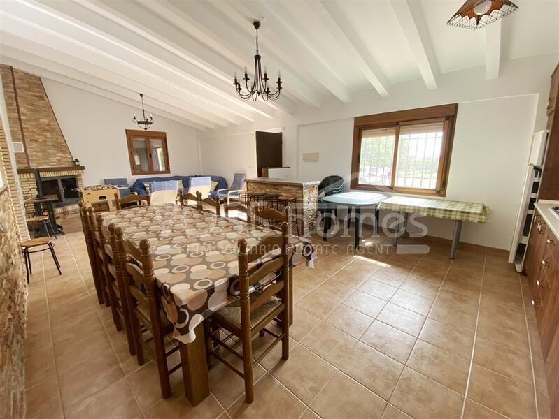 VH2237: Country House / Cortijo for Sale in Huércal-Overa Countryside