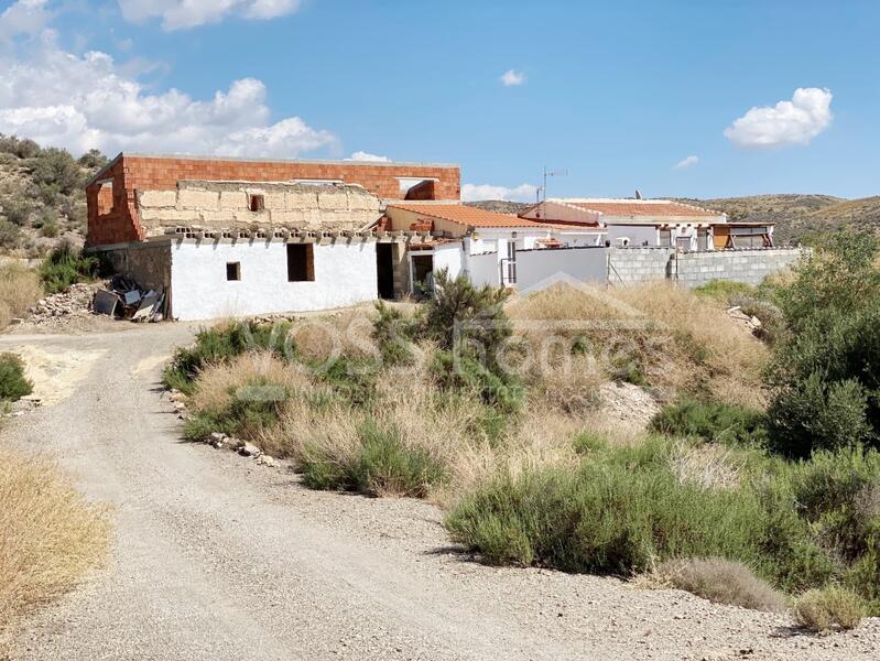 VH2243: Country House / Cortijo for Sale in Huércal-Overa Countryside