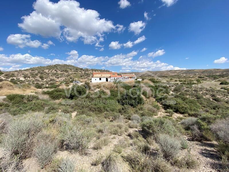 VH2243: Country House / Cortijo for Sale in Huércal-Overa Countryside