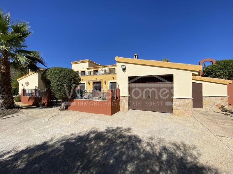VH2246: Cortijo Vistas, Country House / Cortijo for Sale in Huércal-Overa, Almería