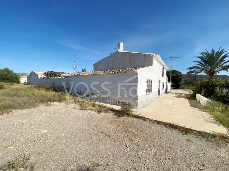 VH2250: Country House / Cortijo for Sale in Huércal-Overa Countryside