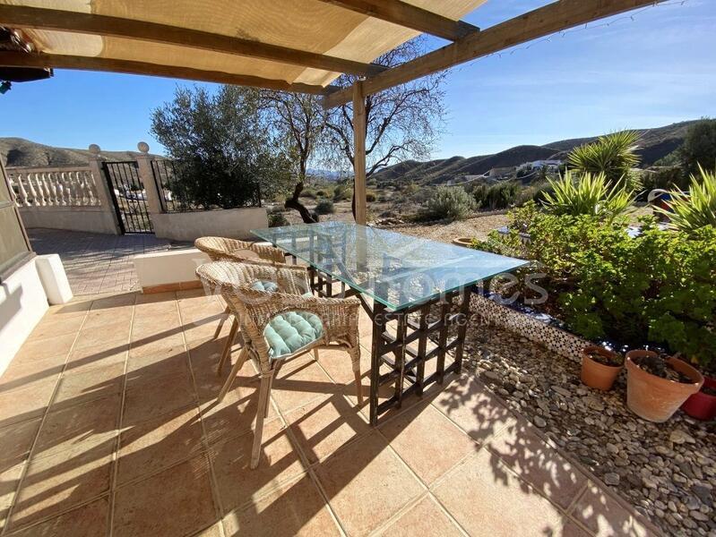 VH2278: Country House / Cortijo for Sale in Huércal-Overa Countryside