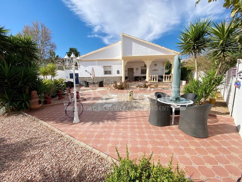 Villa Penmally im Zurgena, Almería