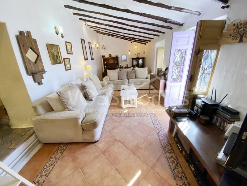 VH2289: Country House / Cortijo for Sale in Huércal-Overa Countryside