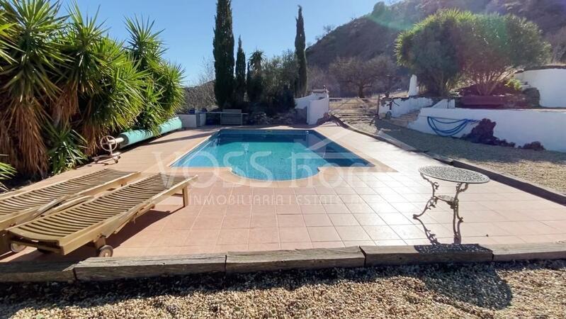 VH2296: Country House / Cortijo for Sale in Huércal-Overa Countryside