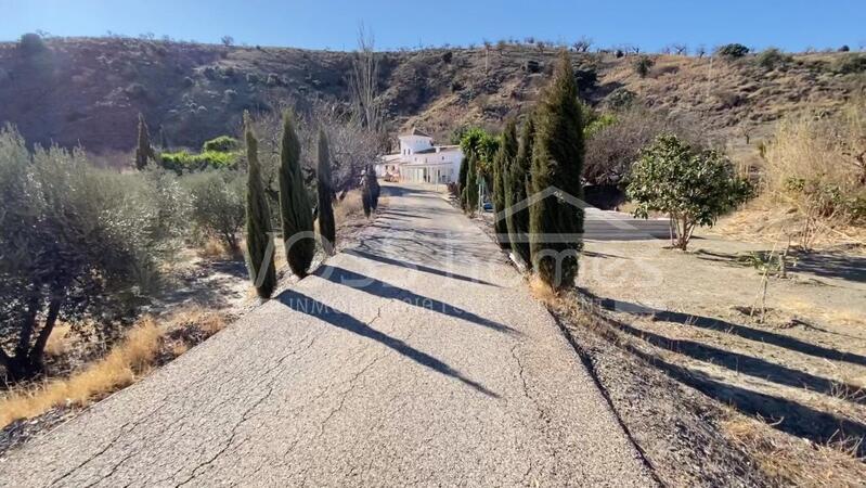 VH2296: Cortijo Torre, Landhaus zu verkaufen im Huércal-Overa, Almería