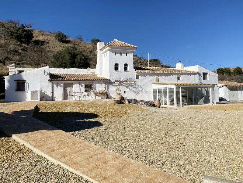 VH2296: Country House / Cortijo for Sale in Huércal-Overa Countryside