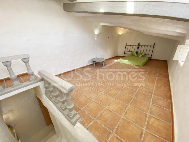 VH2296: Country House / Cortijo for Sale in Huércal-Overa Countryside