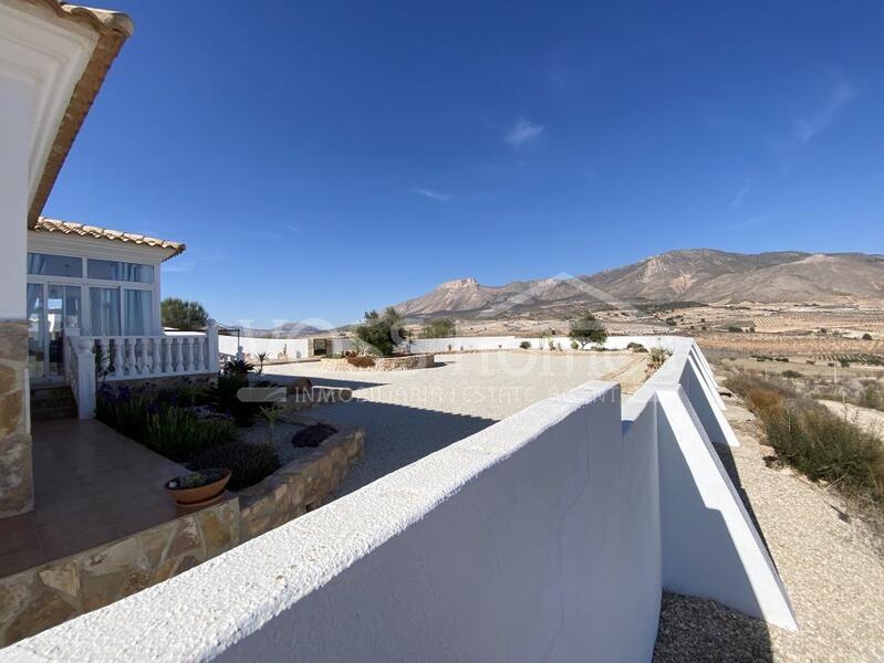 VH2309: Villa Ellie, Villa for Sale in Velez-Rubio, Almería