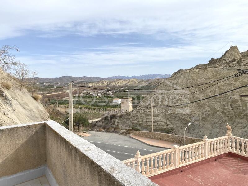 VH2318: Casa Dora, Stadthaus zu verkaufen im Zurgena, Almería