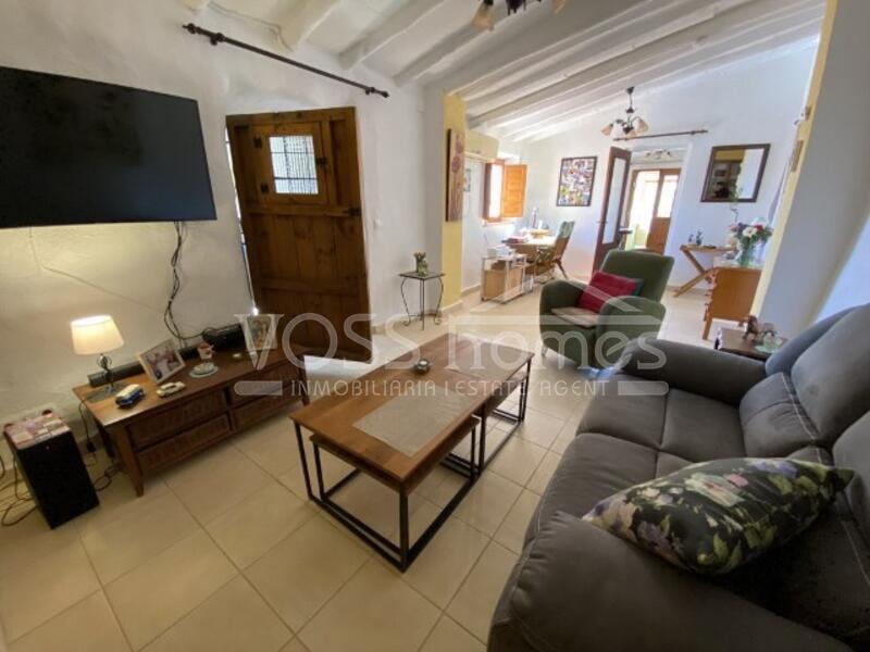 VH2319: Country House / Cortijo for Sale in Huércal-Overa Countryside