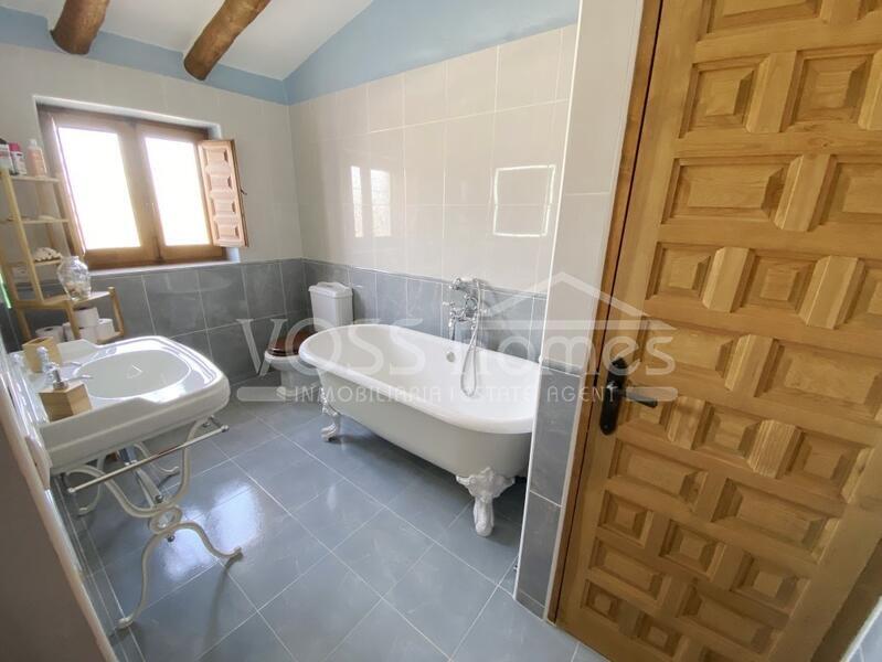VH2321: Country House / Cortijo for Sale in Huércal-Overa Countryside
