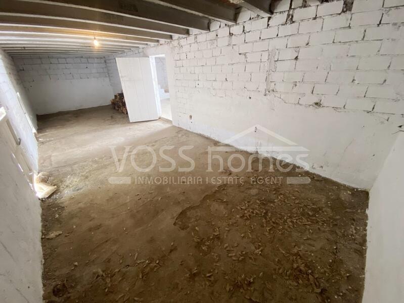 VH2322: Country House / Cortijo for Sale in Huércal-Overa Countryside