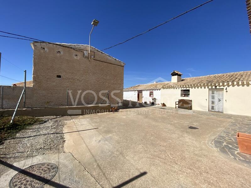 VH2322: Country House / Cortijo for Sale in Huércal-Overa Countryside