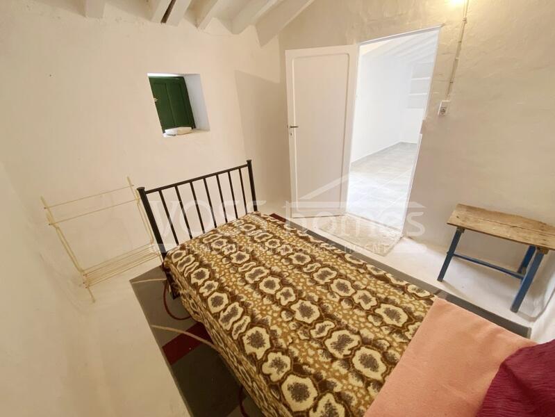 VH2322: Country House / Cortijo for Sale in Huércal-Overa Countryside